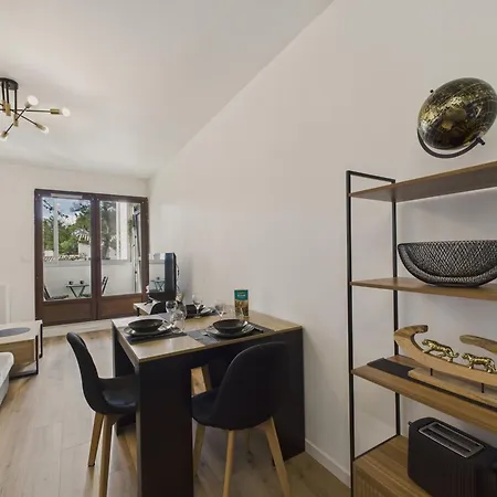 Apartmán 200m De La - Pour 4 Avec Balcon *